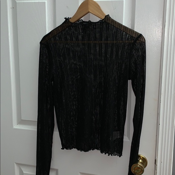 Sold - Picture 3 of 4